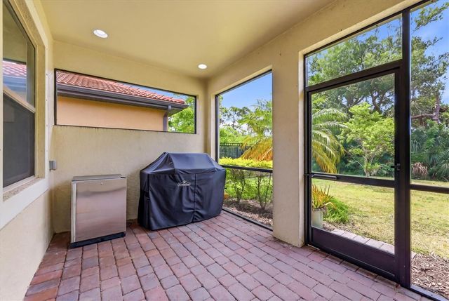 332 TOSCAVILLA BOULEVARD, Nokomis, FL 34275