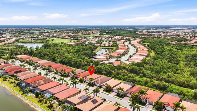 332 TOSCAVILLA BOULEVARD, Nokomis, FL 34275