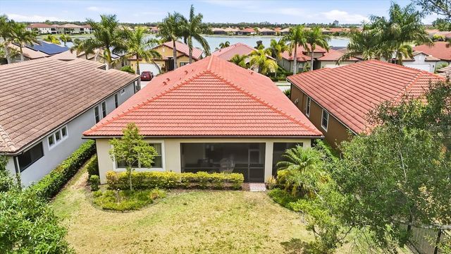 332 TOSCAVILLA BOULEVARD, Nokomis, FL 34275
