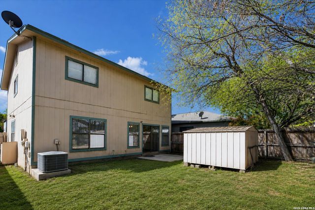 9923 Misty Plain Dr., San Antonio, TX 78245