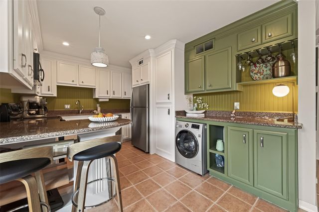 3928 W Alabama Street 14, Houston, TX 77027