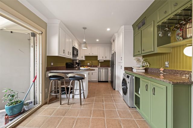 3928 W Alabama Street 14, Houston, TX 77027