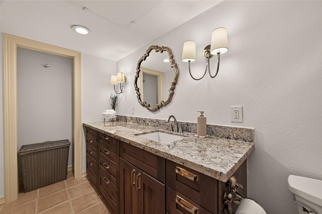 3928 W Alabama Street 14, Houston, TX 77027