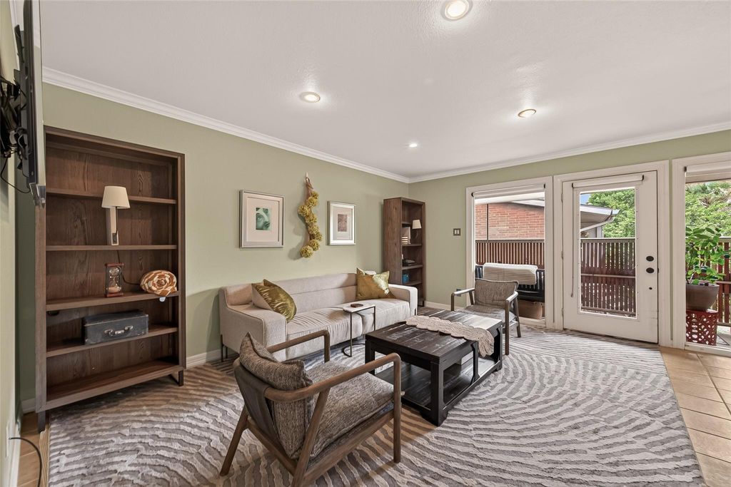 3928 W Alabama Street 14, Houston, TX 77027