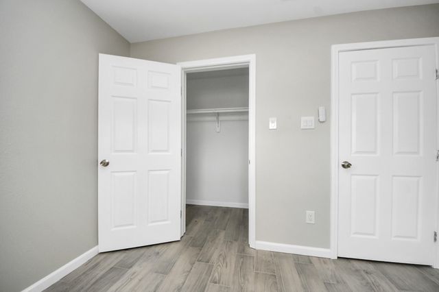 5441 Minden Street 20, Houston, TX 77026