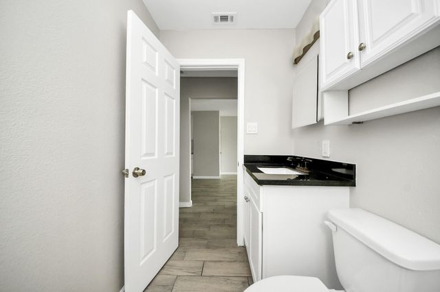 5441 Minden Street 20, Houston, TX 77026