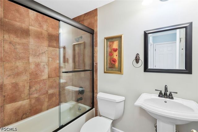 14875 Crescent Cove DR, Fort Myers, FL 33908