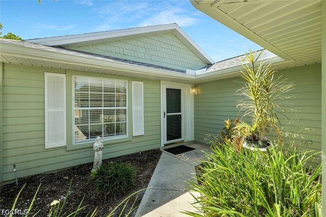 14875 Crescent Cove DR, Fort Myers, FL 33908