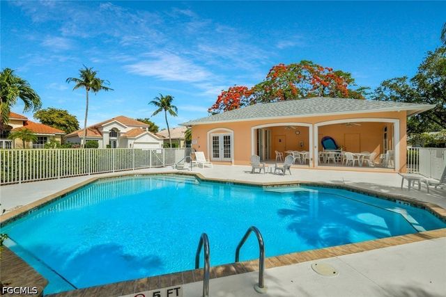 14875 Crescent Cove DR, Fort Myers, FL 33908