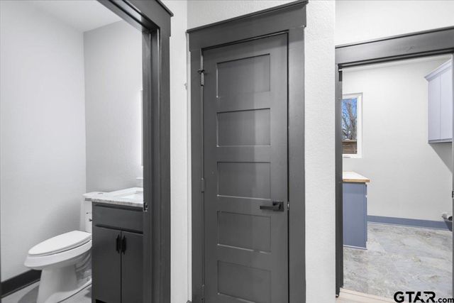 3008 Walton Rd., Tyler, TX 75701