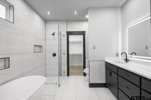 3008 Walton Rd., Tyler, TX 75701