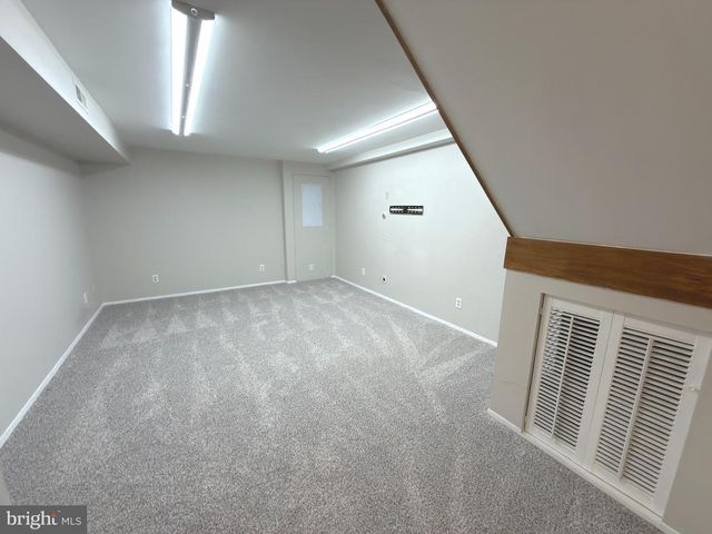 14 N WOLFE ST N, Baltimore, MD 21231