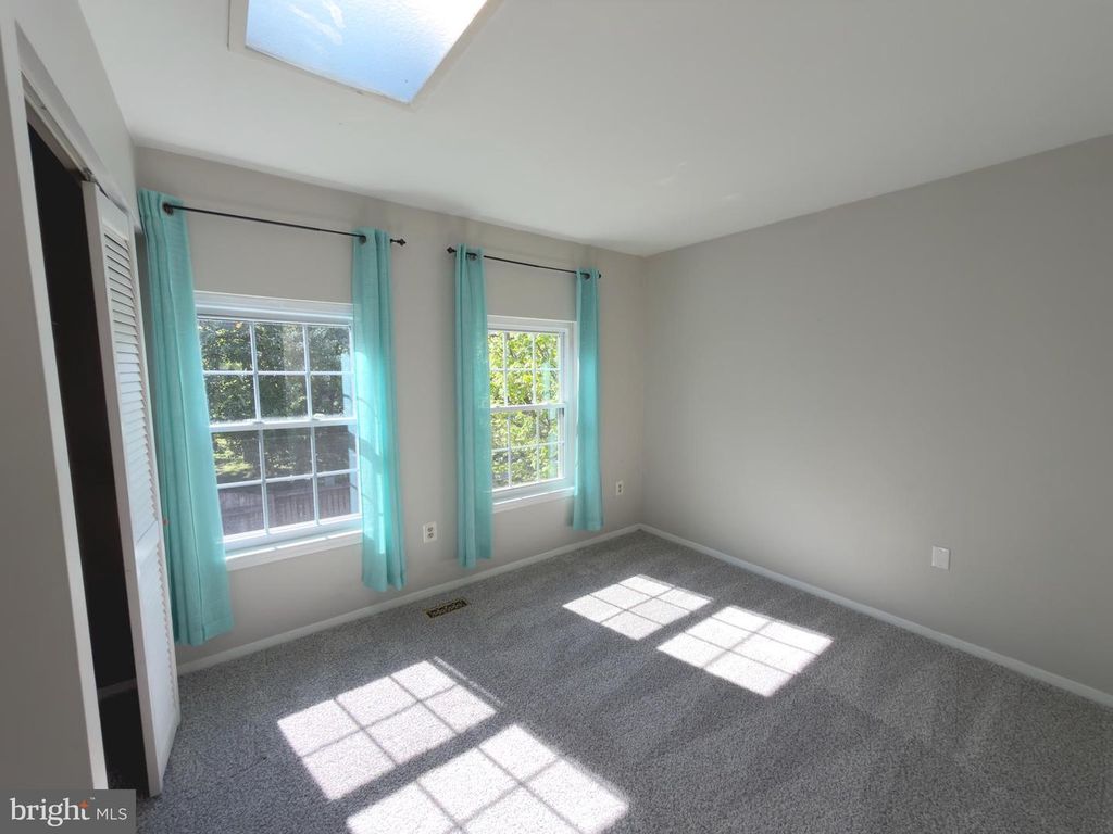 Image 21 of property listing at 14 N WOLFE ST N, Baltimore, MD 21231