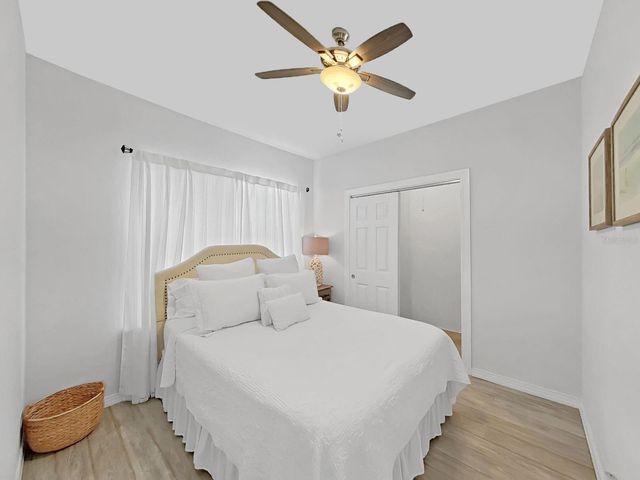 1215 E CURTIS STREET, Tampa, FL 33603