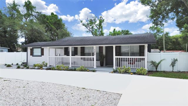 1215 E CURTIS STREET, Tampa, FL 33603