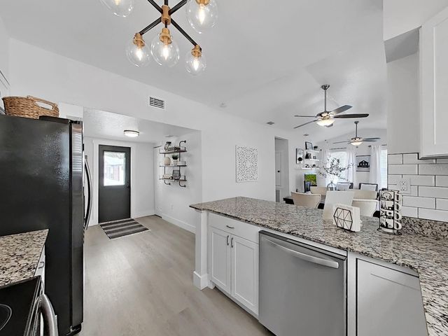 1215 E CURTIS STREET, Tampa, FL 33603