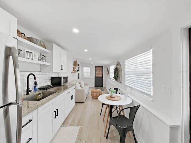 1215 E CURTIS STREET, Tampa, FL 33603