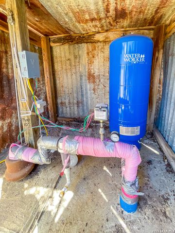 153 PVT 4022, Beeville, TX 78102