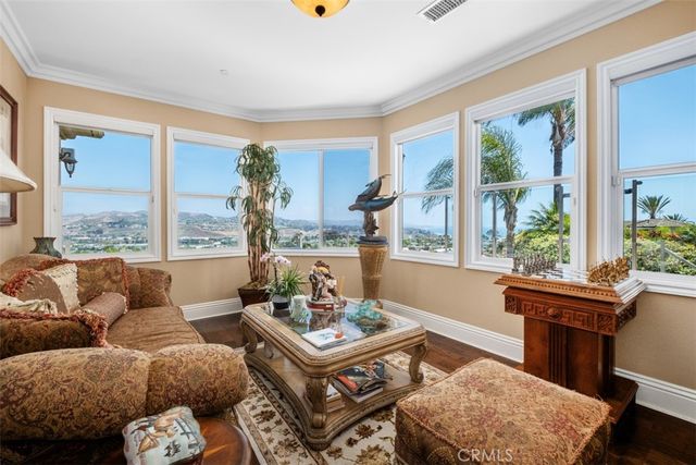 33632 Holtz Hill, Dana Point, CA 92629
