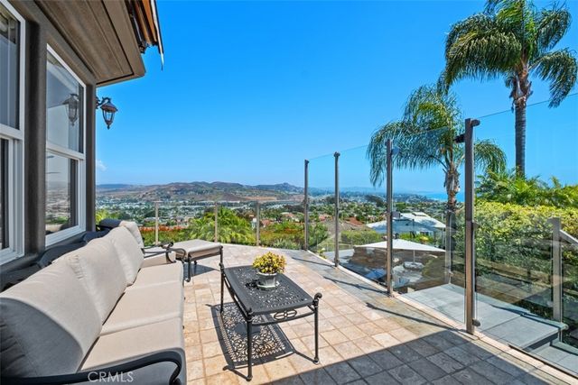 33632 Holtz Hill, Dana Point, CA 92629