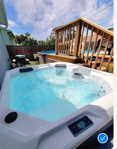 562 FLAMINGO ROAD, Venice, FL 34293