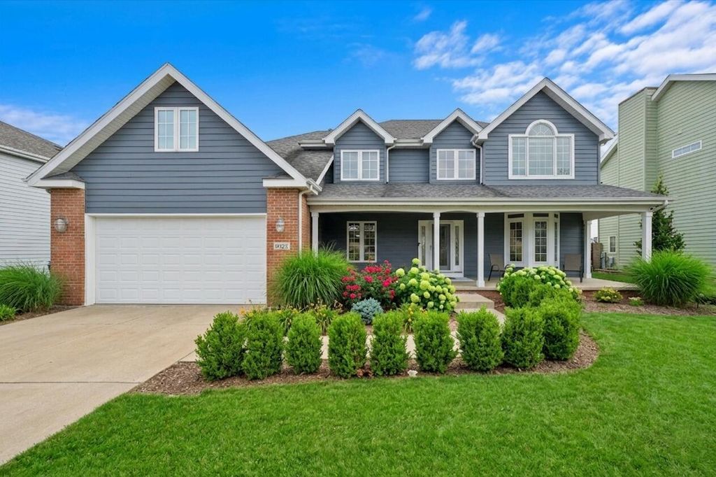 9925 Whitehall Garden, Munster, IN 46321