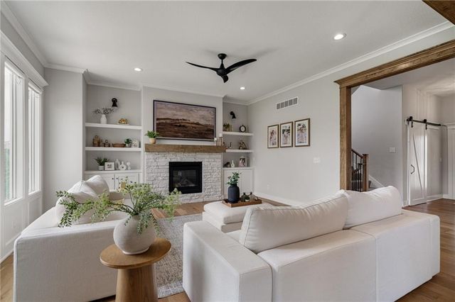 9280 Barth Road, Lenexa, KS 66227