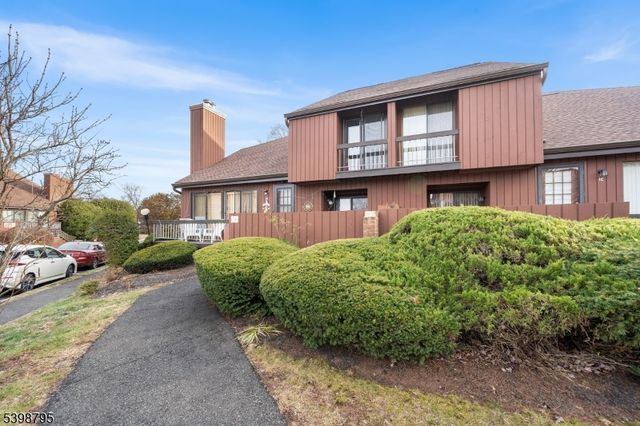 25 Bloomingdale Dr 1B, Hillsborough Twp., NJ 08844