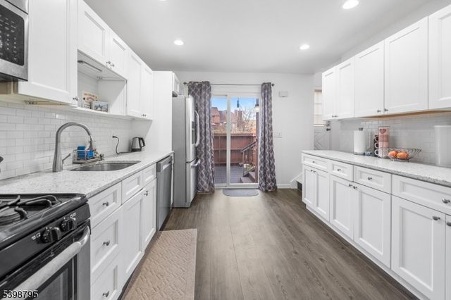 25 Bloomingdale Dr 1B, Hillsborough Twp., NJ 08844