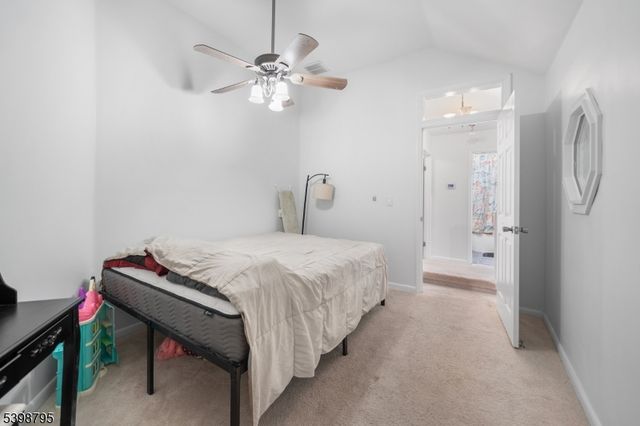 25 Bloomingdale Dr 1B, Hillsborough Twp., NJ 08844