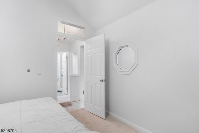 25 Bloomingdale Dr 1B, Hillsborough Twp., NJ 08844