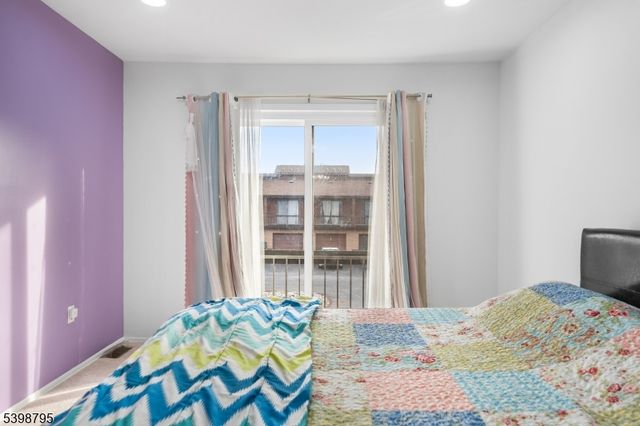 25 Bloomingdale Dr 1B, Hillsborough Twp., NJ 08844