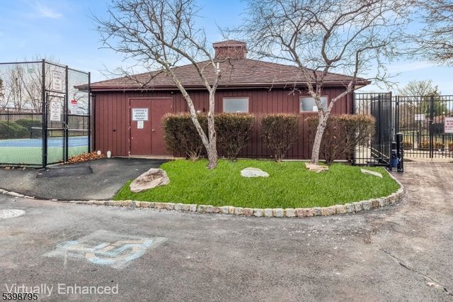 25 Bloomingdale Dr 1B, Hillsborough Twp., NJ 08844