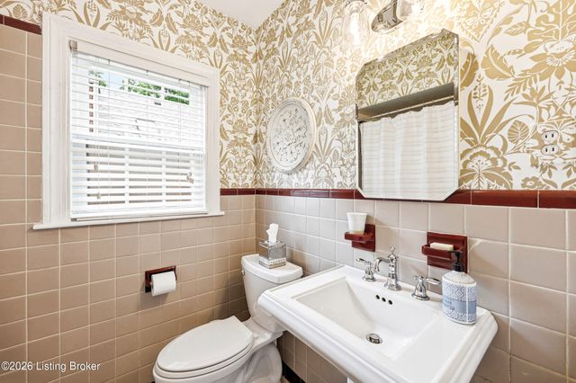 2354 Tyler Ln, Louisville, KY 40205