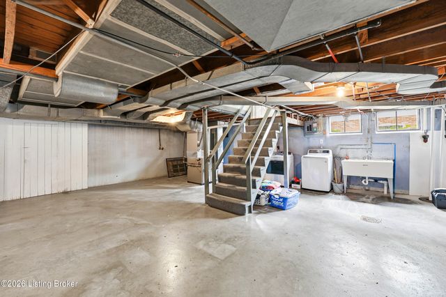 2354 Tyler Ln, Louisville, KY 40205