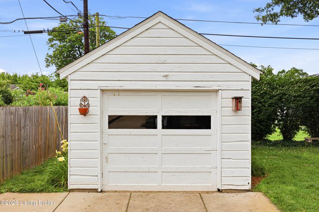 2354 Tyler Ln, Louisville, KY 40205
