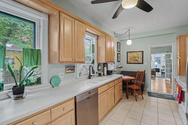 447 Stuart Avenue, Kalamazoo City, MI 49007