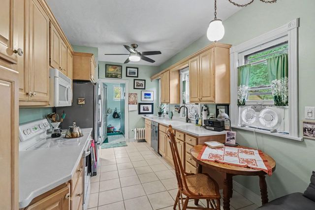 447 Stuart Avenue, Kalamazoo City, MI 49007