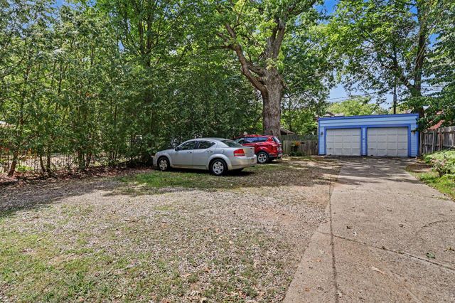 447 Stuart Avenue, Kalamazoo City, MI 49007