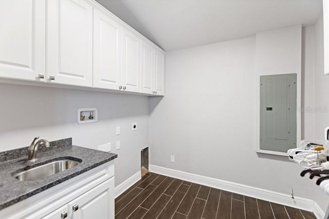 201 S SHERRILL STREET, Tampa, FL 33609