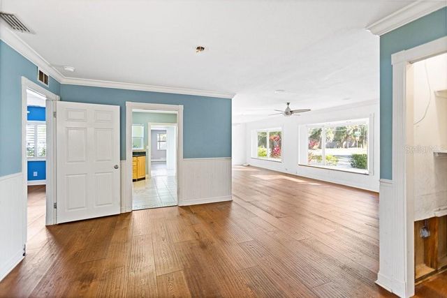 201 S SHERRILL STREET, Tampa, FL 33609