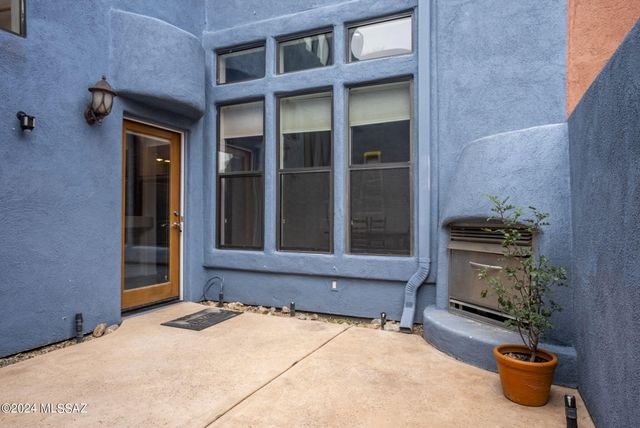 210 Post Way, Tubac, AZ 85646