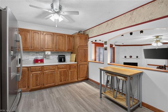 1203 Willowbrook DR, Suffolk, VA 23434