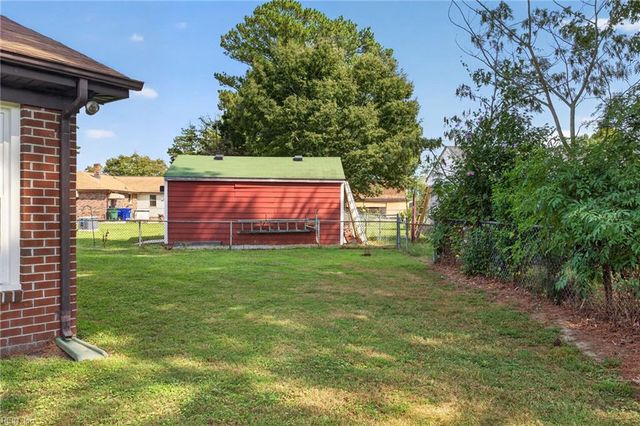 1203 Willowbrook DR, Suffolk, VA 23434