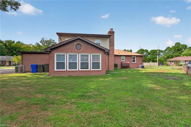 1203 Willowbrook DR, Suffolk, VA 23434