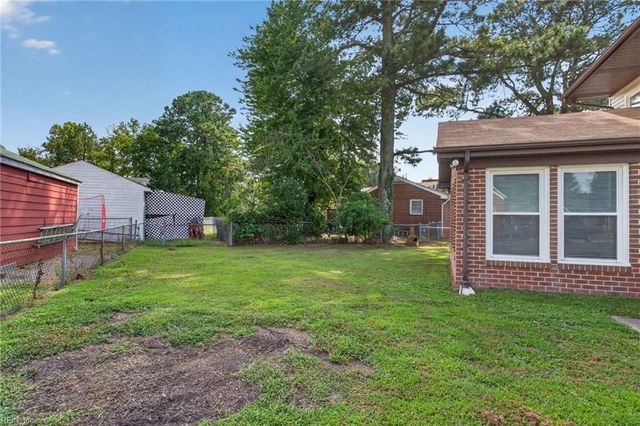 1203 Willowbrook DR, Suffolk, VA 23434