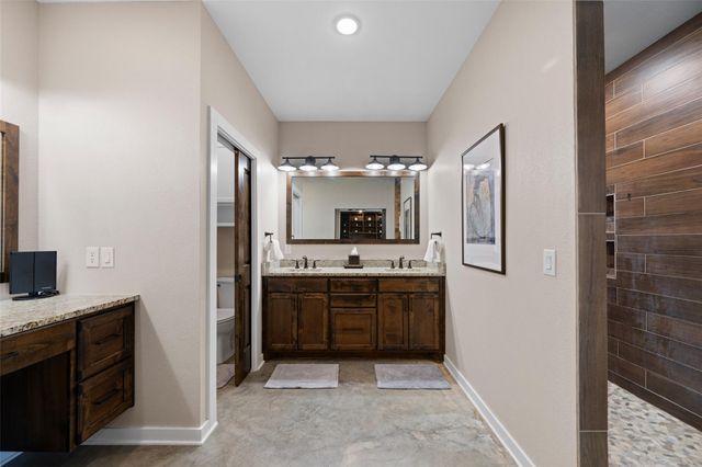 6540 N State Highway 71, El Campo, TX 77437