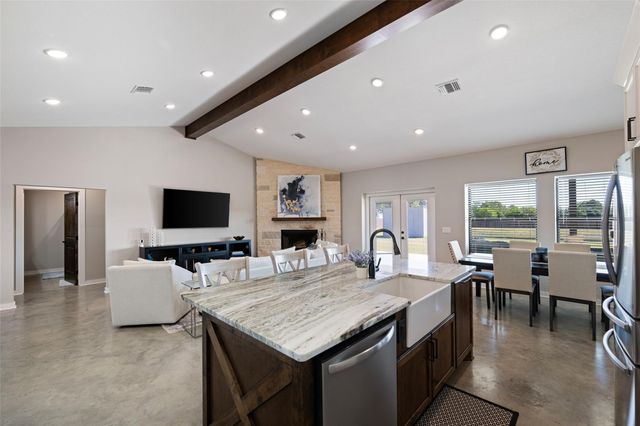 6540 N State Highway 71, El Campo, TX 77437