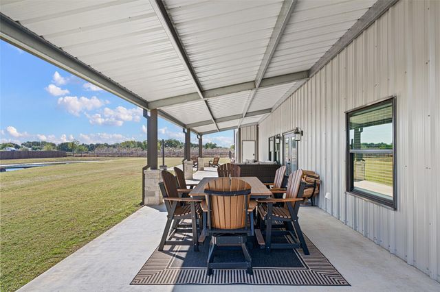 6540 N State Highway 71, El Campo, TX 77437