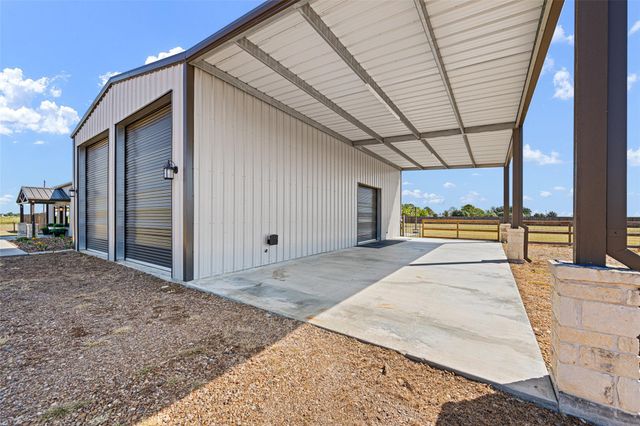 6540 N State Highway 71, El Campo, TX 77437